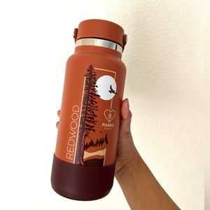 Limited edition 32 oz wide mouth canyon/redwood hydro flask